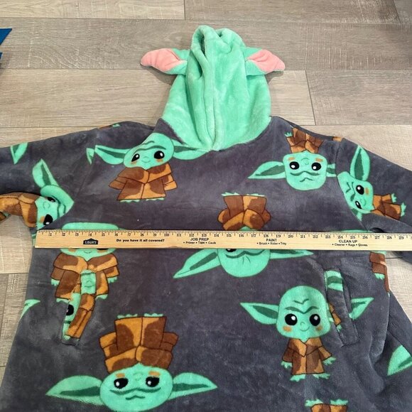 STARWARS YOUTH SNUGGIE BABY YODA ONE SIZE FITS MOST 4-10 YEARS - Picture 4 of 7